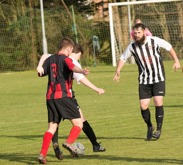 队更注重球 队更注重球